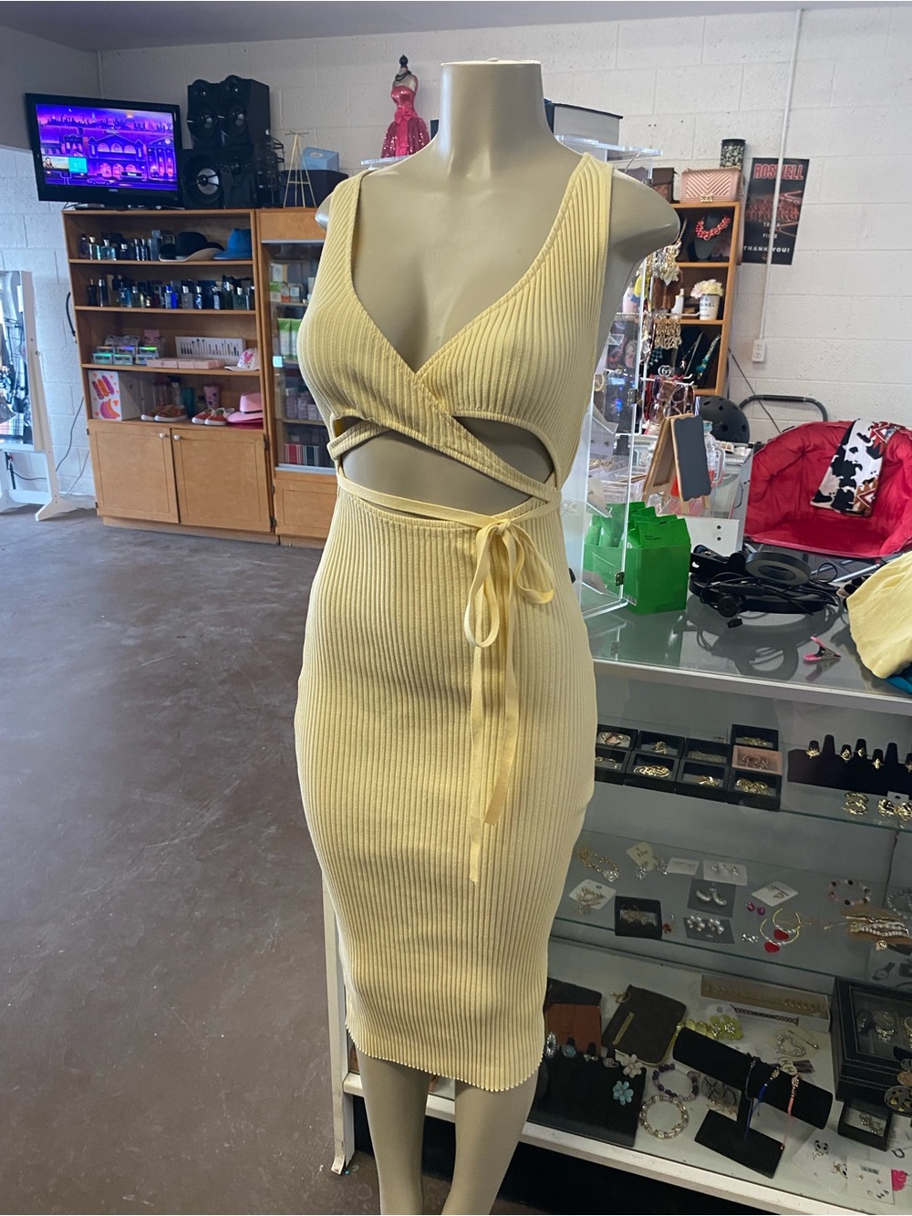 Zara Pale Yellow Ribbed Wrap Midi Dress with Tie Waist